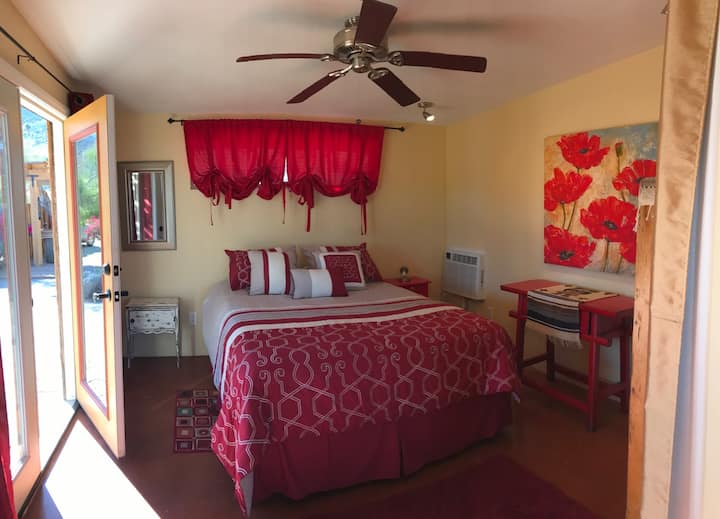 Casita Queen-ის საძინებელი!