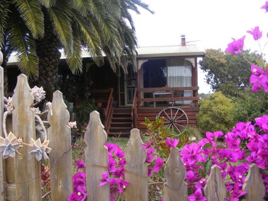 Ironstone Cottage at Penneshaw. Lots of personal touches, great for pets and easy walk to shops, restaurants, tennis court and Hog Bay Beach for walks and swimming.
