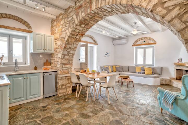 Villa Maya, Ampelas Paros, with salt water pool. gallery image 5