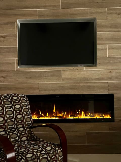 Top performing Airbnb: Modern Desert Guest House in North Scottsdale