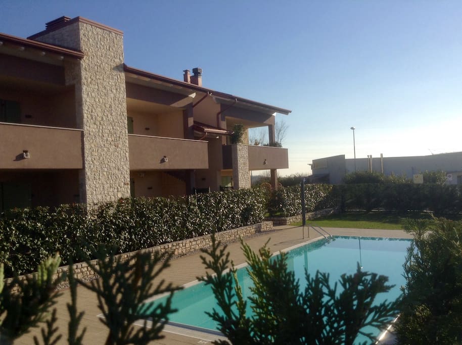 Esterno appartamento e piscina