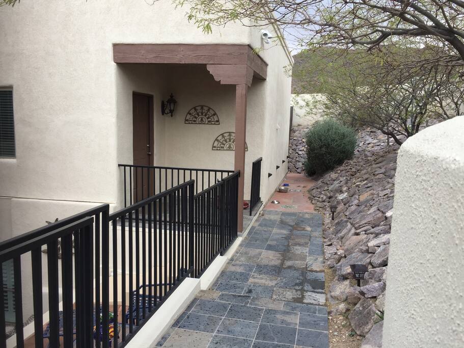 Casita entry