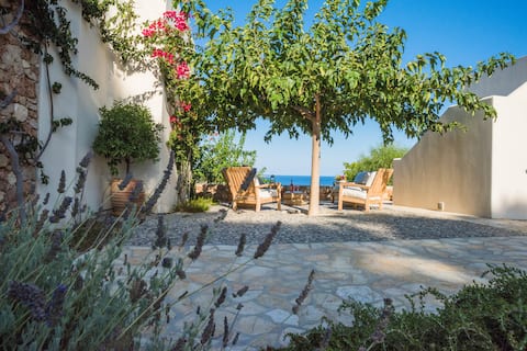 Arianne Villa, Summer House in Palaiopolis