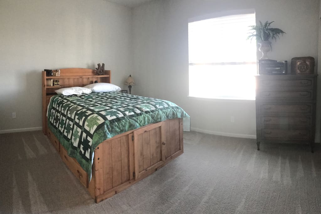 Private bedroom #1