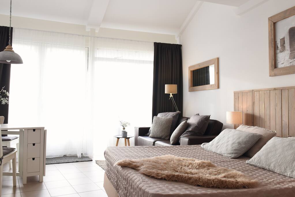 Boxspring bed