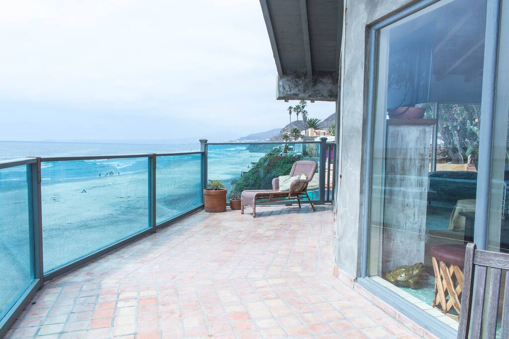 Beach Front House With Surf Houses for Rent in La Mision de San