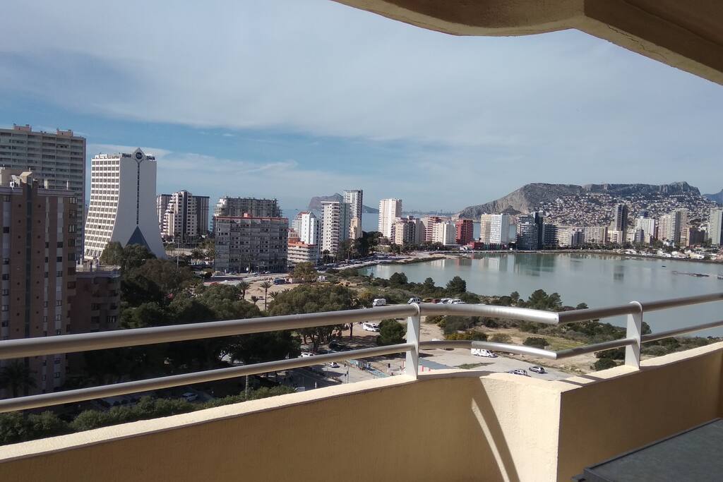 Vistas Salinas y pueblo