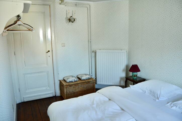 Unique space in the heart of Antwerp: Louise Marie gallery image 5