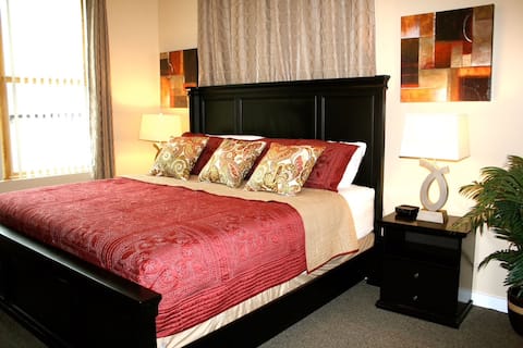 Modern 2BR Downtown Condo ~ Heart of Southside