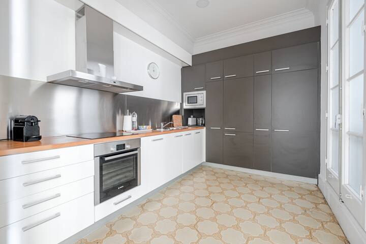 GREAT APARTMENT IN THE EIXAMPLE gallery image 5