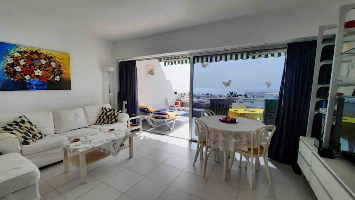 Top Airbnb: Cute Apparment with sea view and pool. Lanzarote 🌸 en Tías
