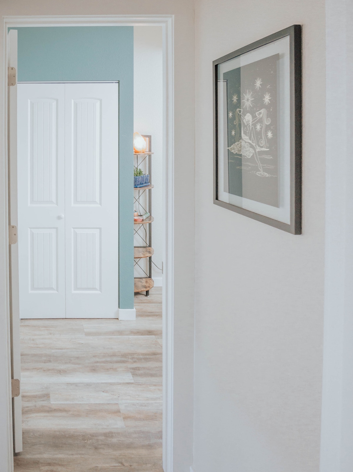 Entrance to Queen bedroom