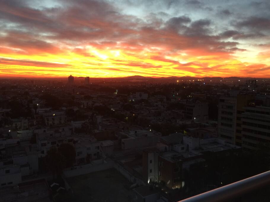 Amanecer desde el balcón / sunrise from the balcony