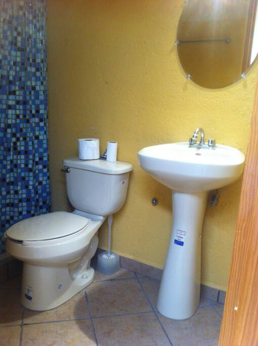 Baño limpio