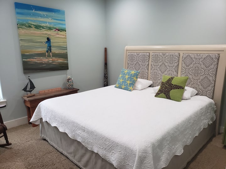 Spavaća soba br. 3, bračni krevet (1,8x2)