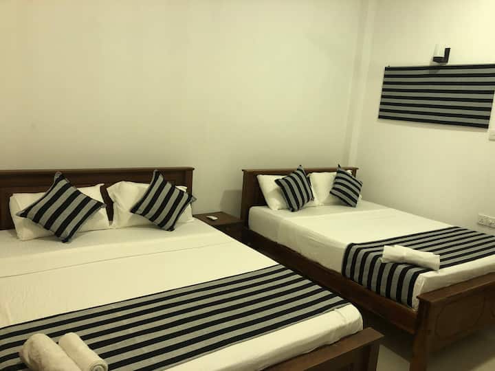 หมายเลขห้อง 205