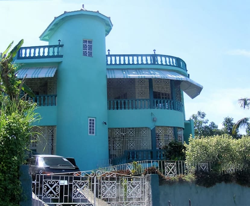 Our Topaz Dream Palace where you are treated as royalty