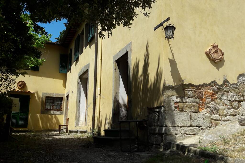 Esterno