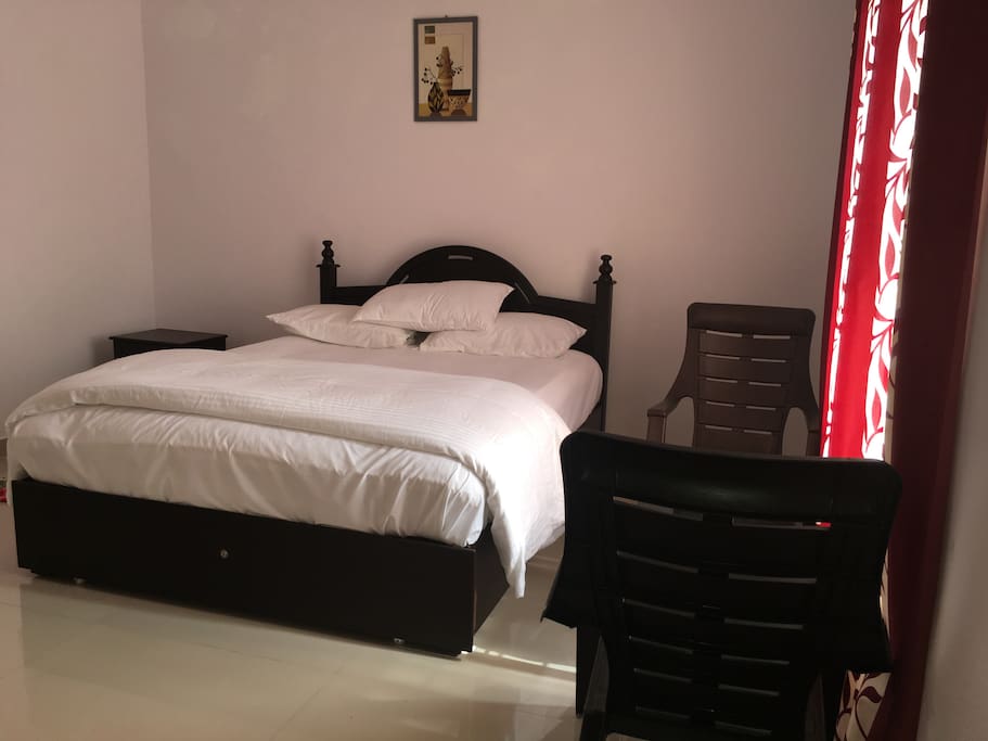 Bed room