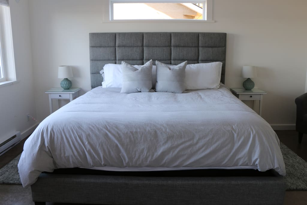 King size bed.