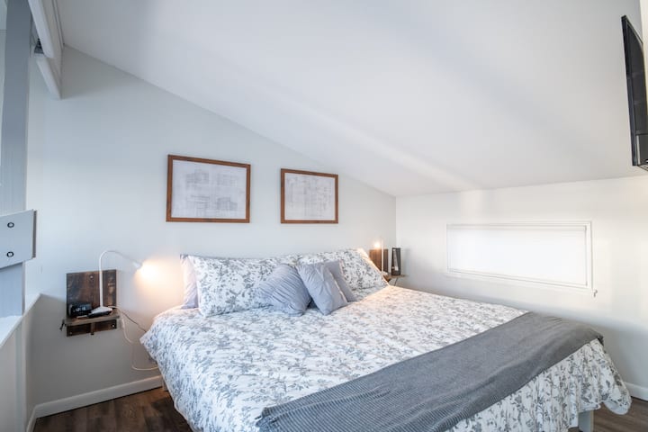 Upstairs Bedroom