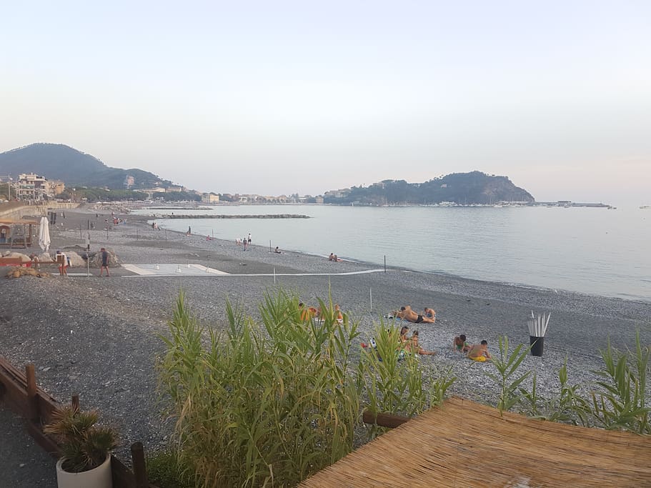 sestri levante senior dating site Genoa, the capital of liguria, divides the coast in riviera di levante (eastern riviera, described above) and riviera di ponente (western riviera, more on it below. sestri levante senior dating site Genoa, the capital of liguria, divides the coast in riviera di levante (eastern riviera, described above) and riviera di ponente (western riviera, more on it below.