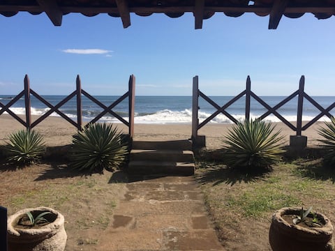 Welcome to Paradise, Best Location on Las Peñitas.