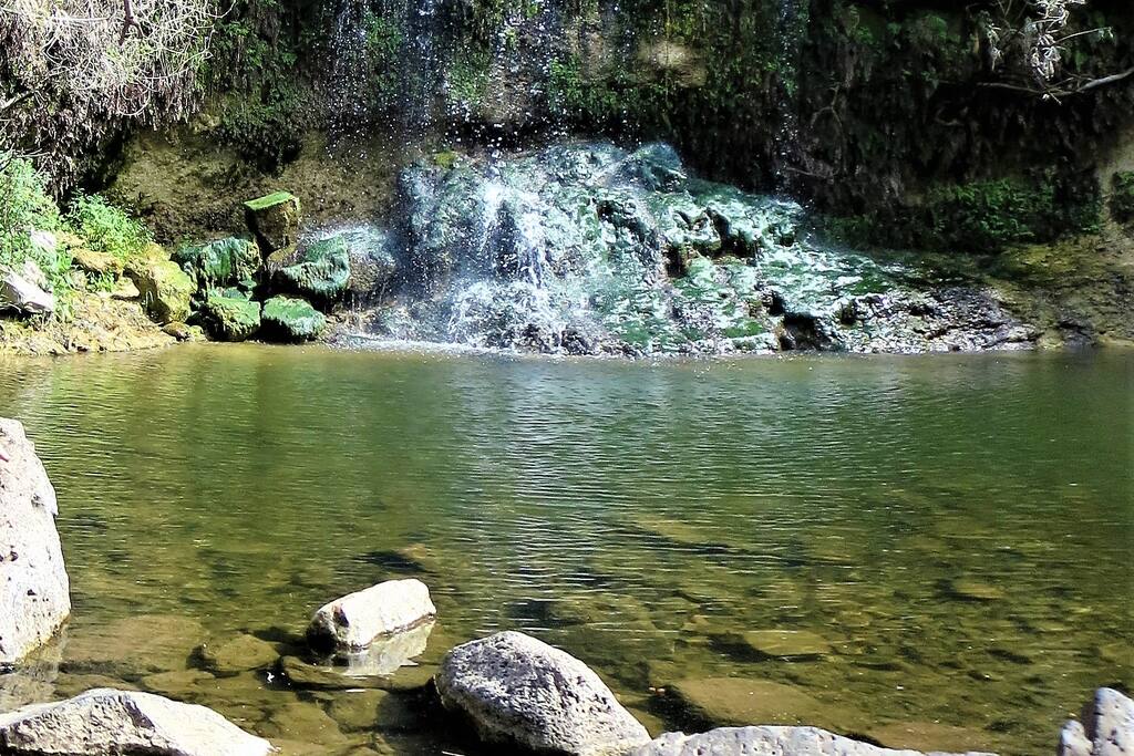 The Black Waterfall is in the the ElAl ravine. 30-40 minutes walking distance from the cabin if you're into a short hike.