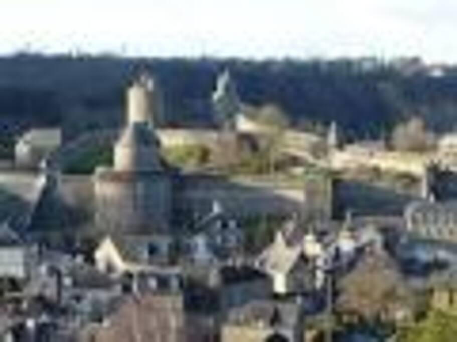 20 minutes du château de Fougères