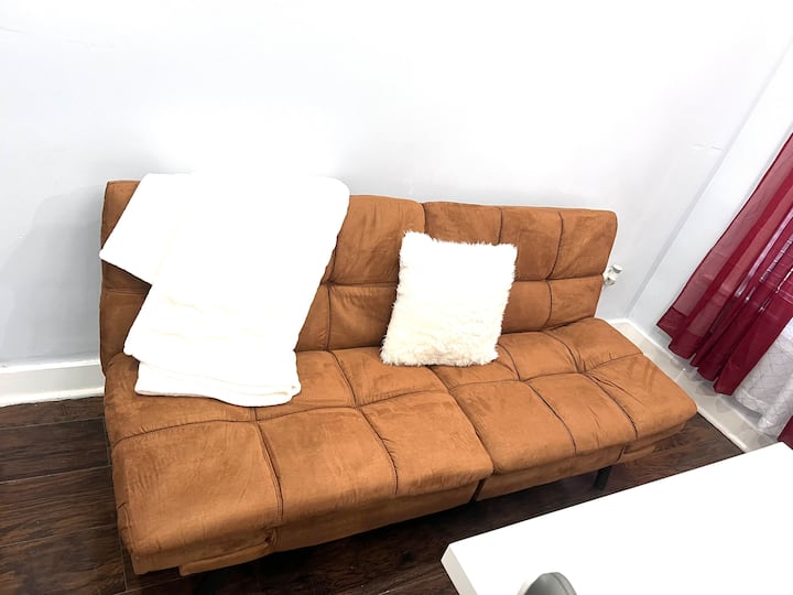 Lovely Vacation Home Free St And Share Parking - Schenectady, NY