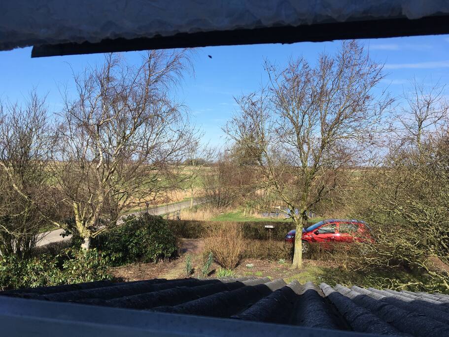 Blick aus dem Küchenfenster ins Eiderstedter Land