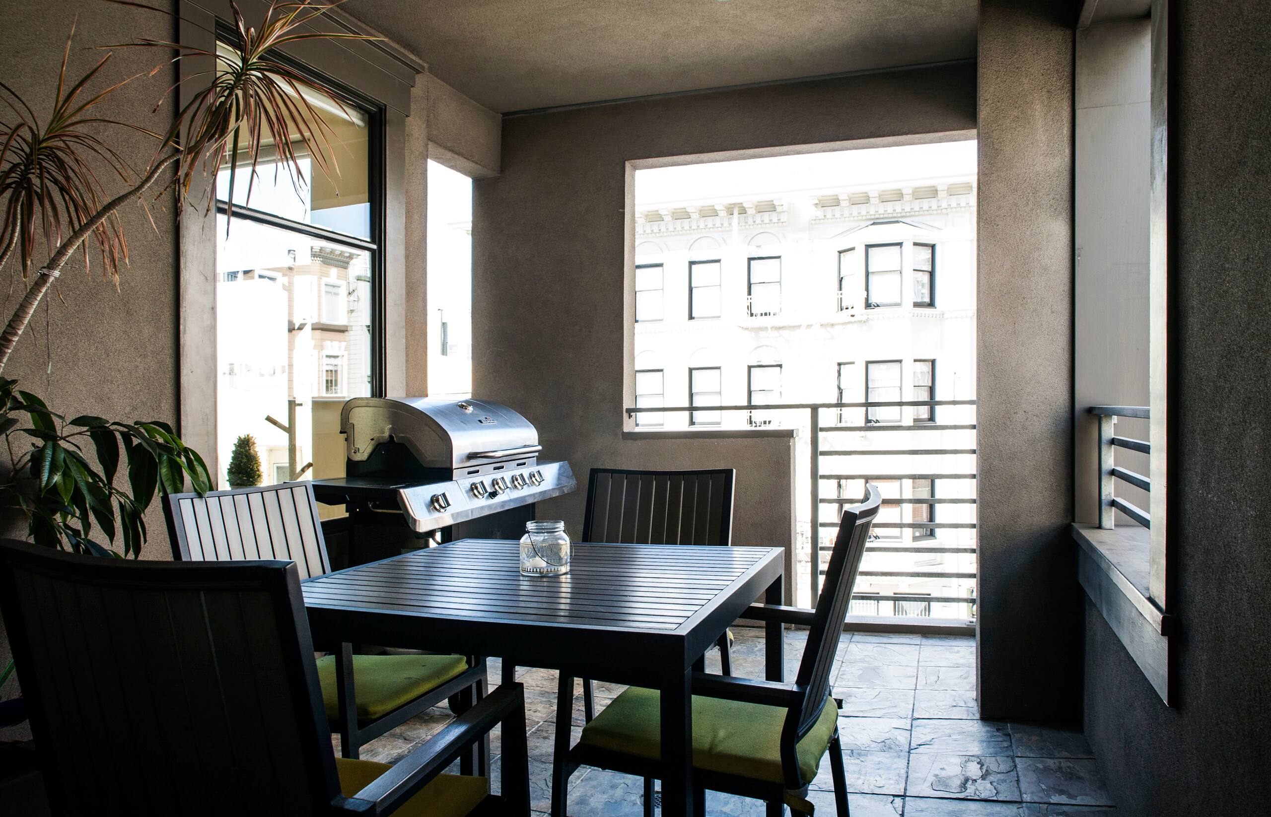 Condo in San Francisco · ★4.95 · 3 bedrooms · 4 beds · 2 baths - Image 57