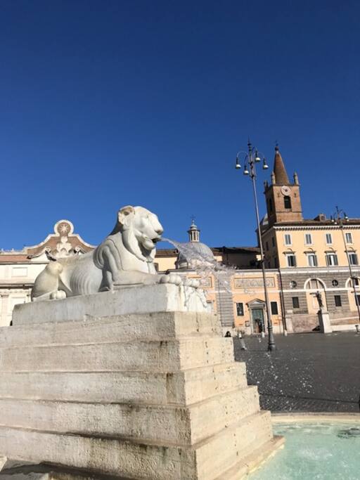 The Piazza del popolo right under apartment