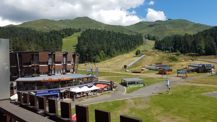Super Lioran, Laveissière Vacation Rentals | Airbnb