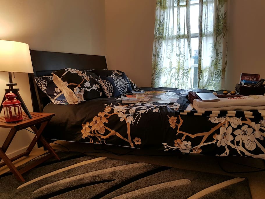 Guests room.