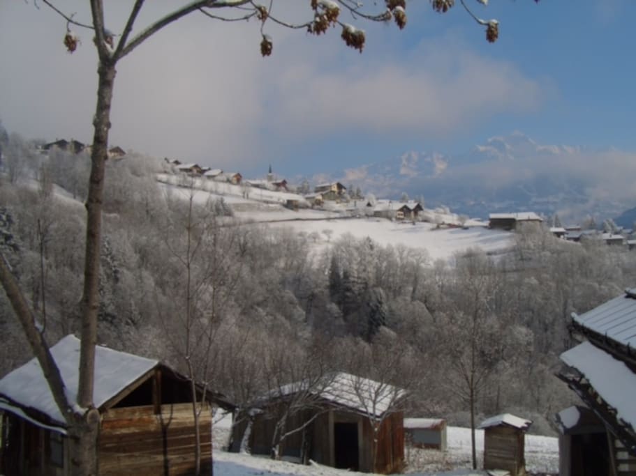 Vue du village de Valezan