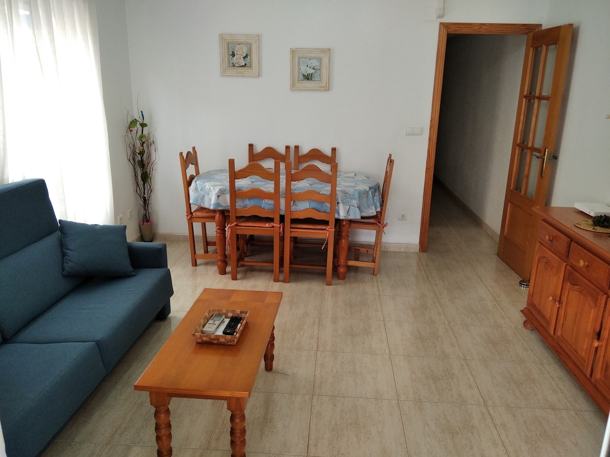 Proprietà Airbnb di successo: Sun, beach, and Mediterranean cuisine in your apartment a Guardamar Del Segura