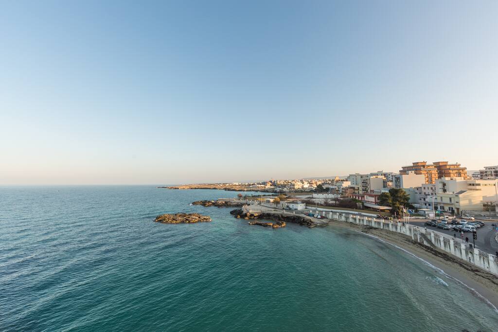 Vista dal Terrazzo a picco sul mare