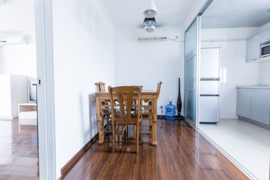 餐厅+厨房 (Dining Room+Open Kitchen)