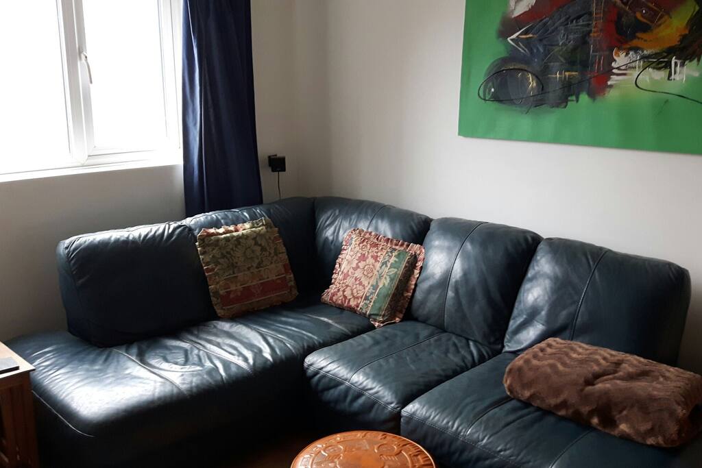 The den/tv room.