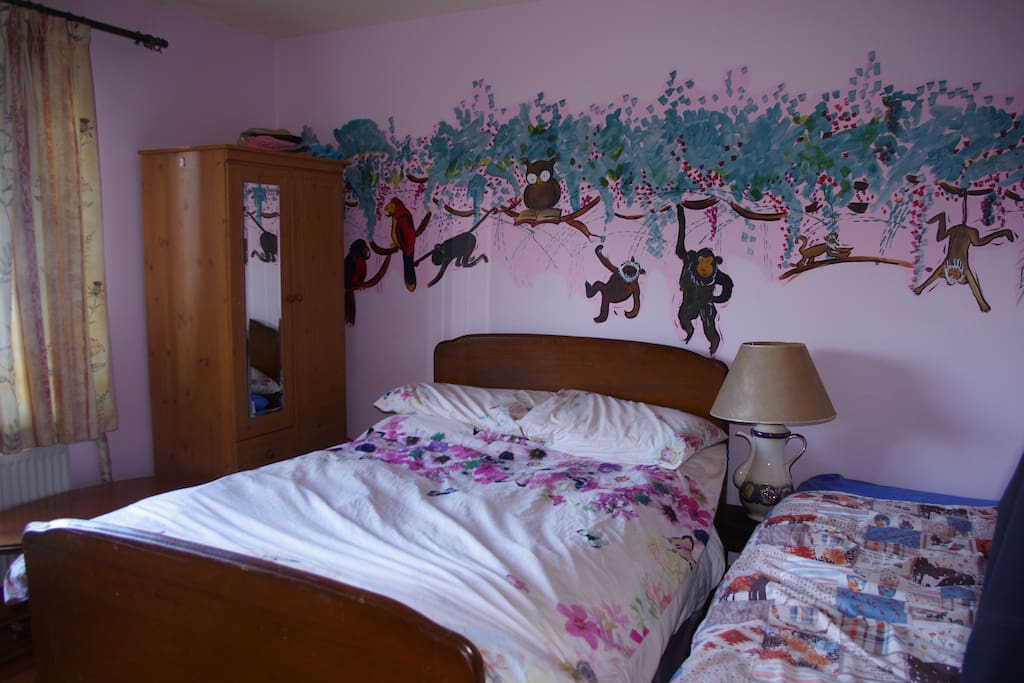 Jungle themed room