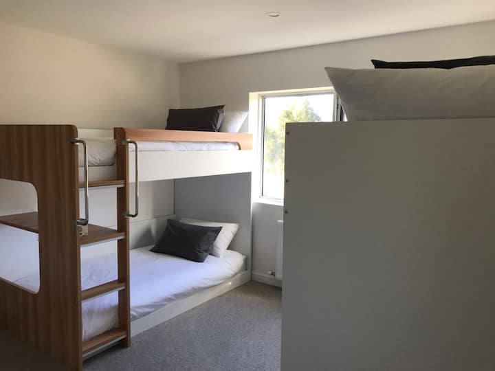 Prízemná poschodová izba