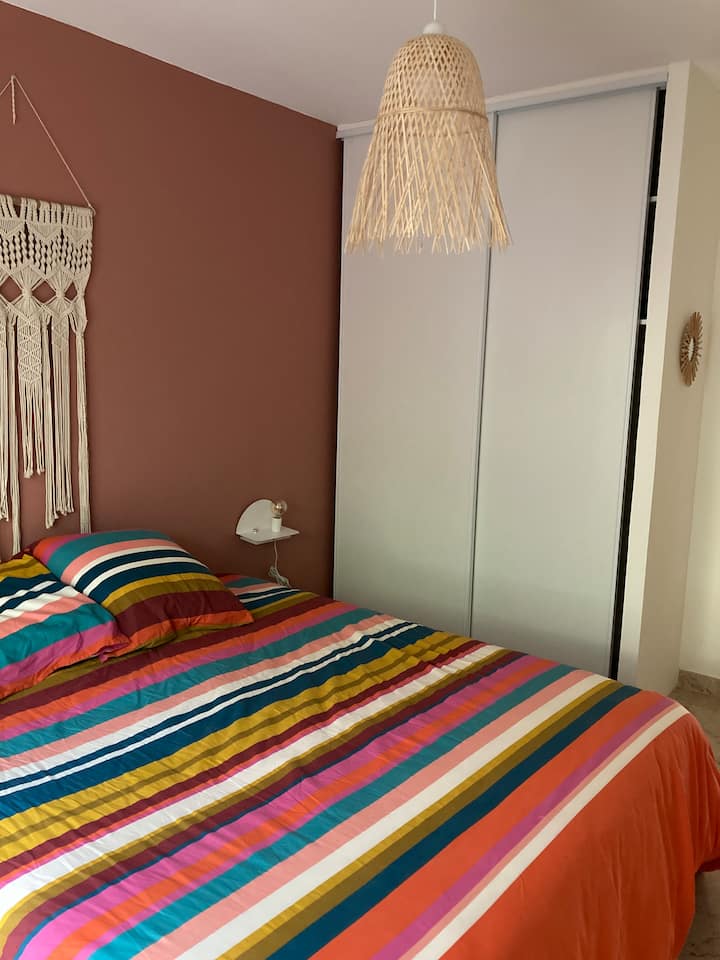 ห้องนอน 1 เตียง 160