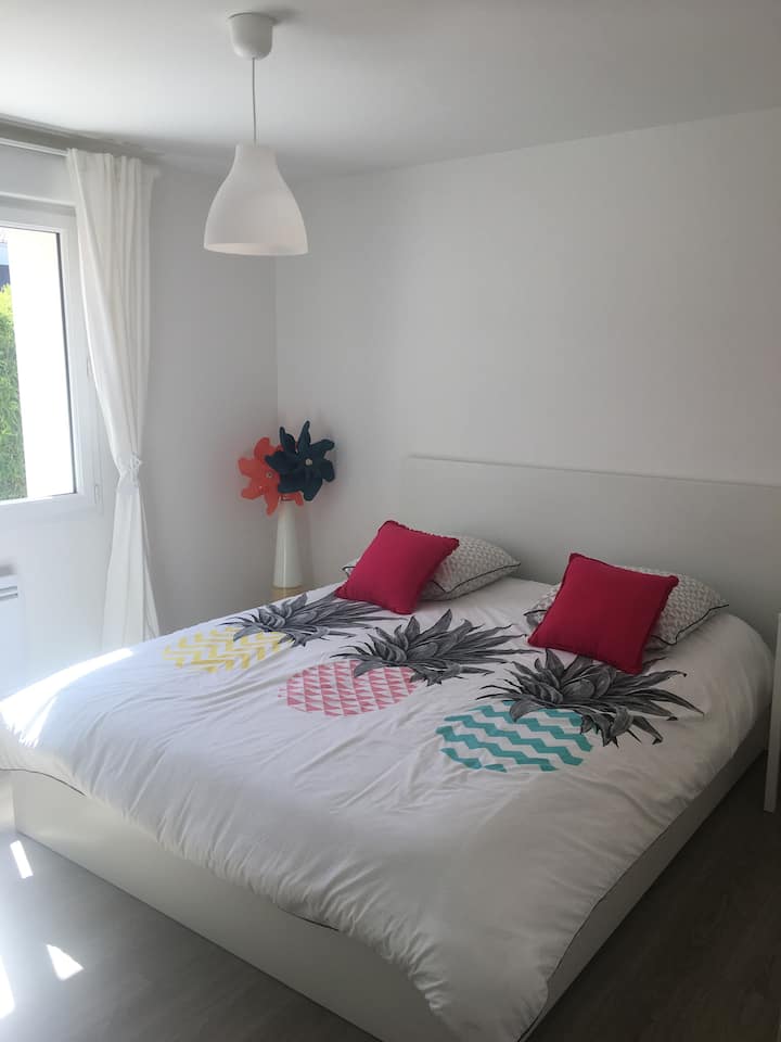 3rd bedroom (bed 160 cm on the ground floor)