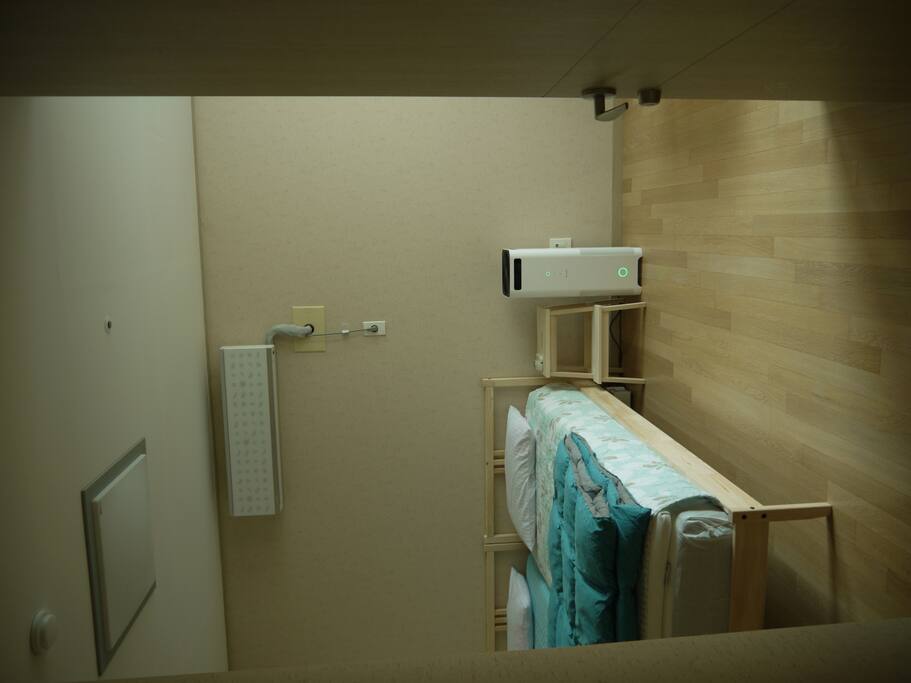 Guest room
