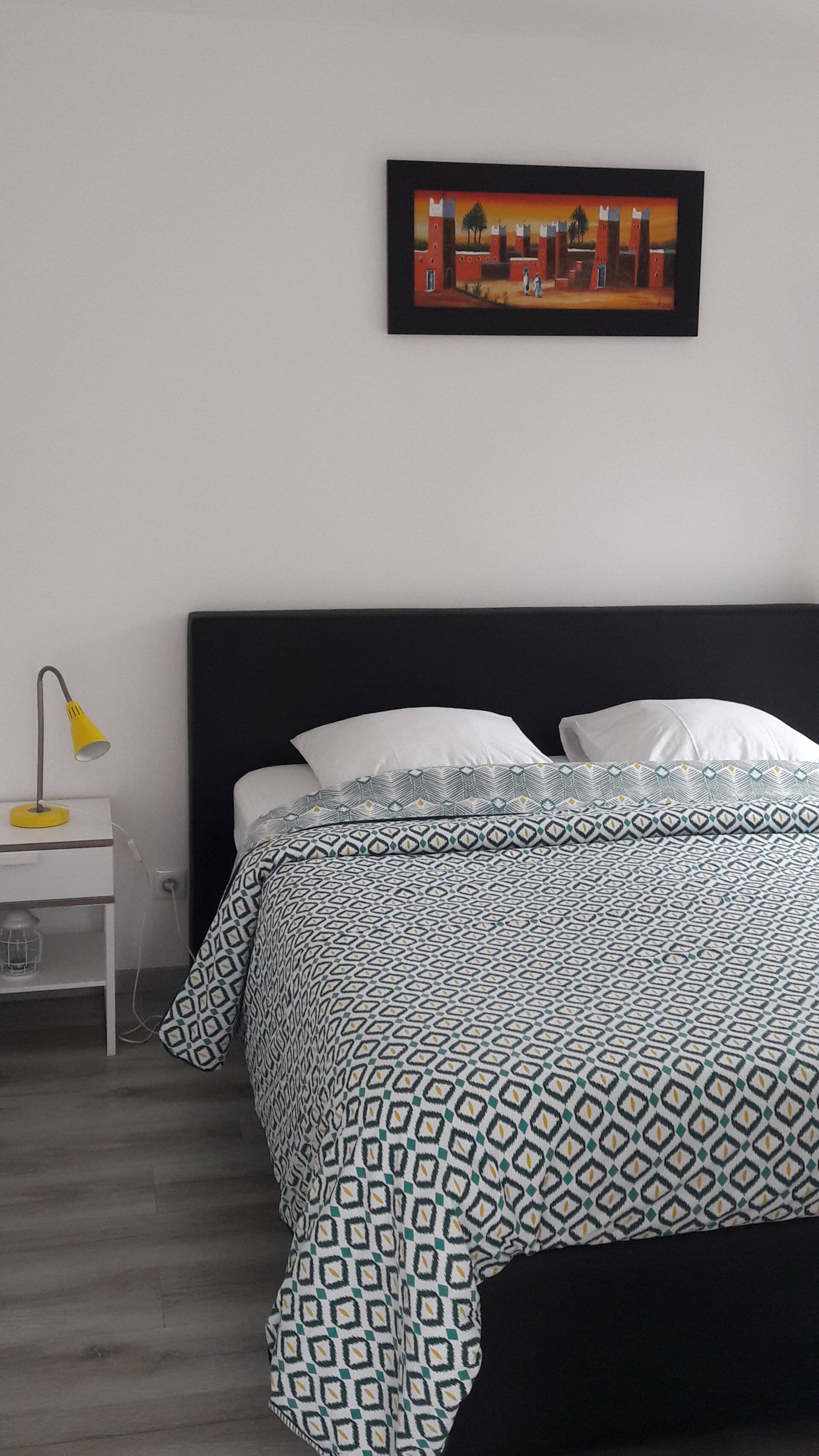 Beautiful cozy and bright apartment + Parking