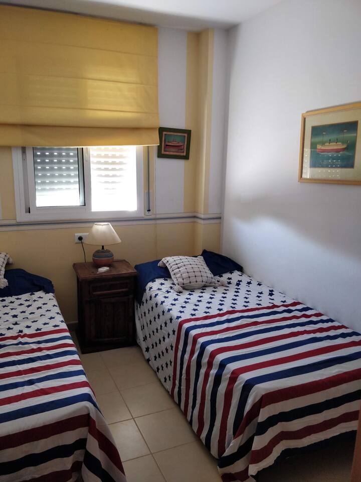 Chambre deux lits