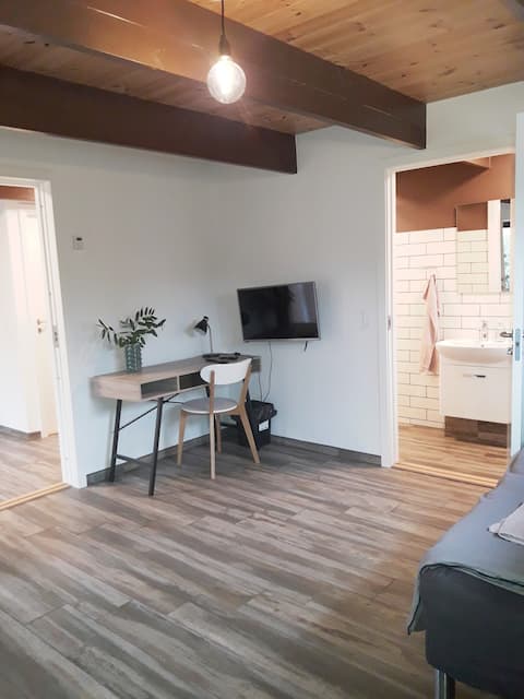 Lovely bright and spacious holiday apartment near nature.