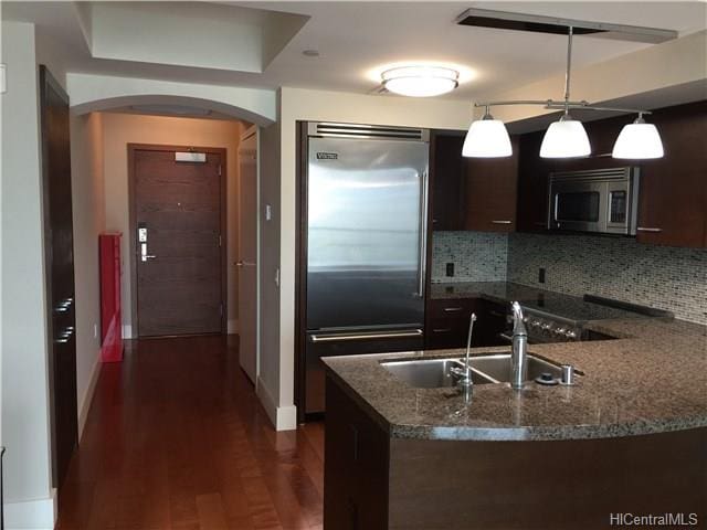 Luxury 2 bed 2 bath 1 parking in Allure Waikiki