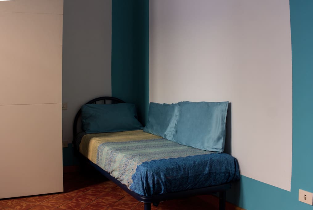 Suite Elba. Letto singolo adulto o ragazzo.